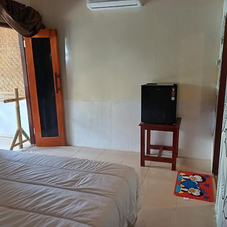 Black Sweet Bungalow Gili Air Exterior photo